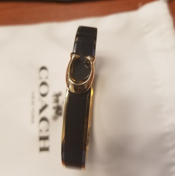 Coach signature hinged bangle NWOT - Picture 6 of 8